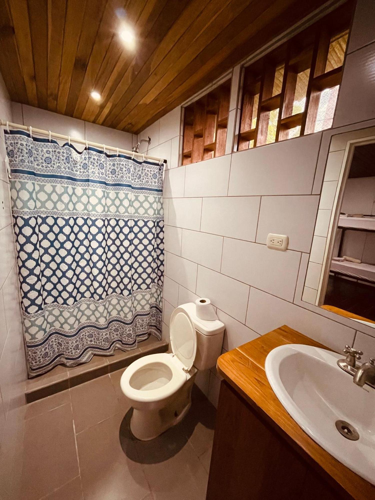El Clan Hostel Puerto Viejo de Talamanca Eksteriør billede