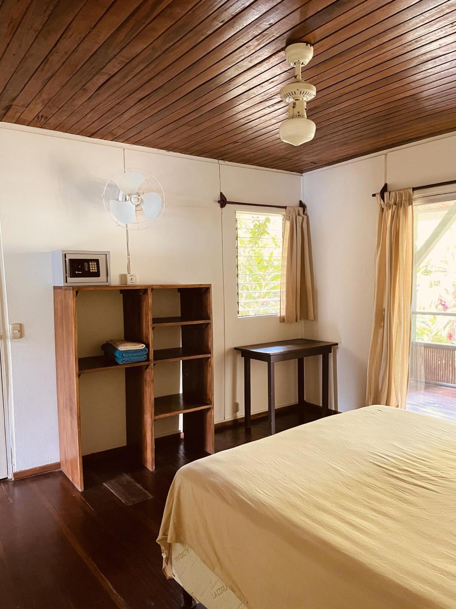 El Clan Hostel Puerto Viejo de Talamanca Eksteriør billede